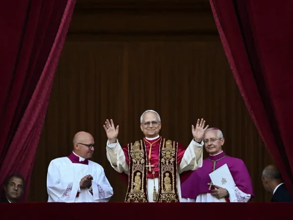 Newly elected Pope Leo XIV, Cardinal Robert F. Prevost of the U.S., appears on the balcony of St. Peter's Basilica at the Vatican, May 8, 2025.   REUTERS/DYLAN MARTINEZ