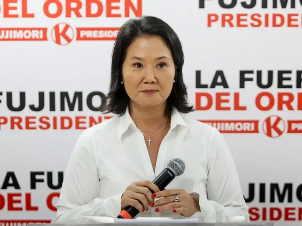 Peru's presidential candidate Keiko Fujimori attends a press briefing as the vote count in the country's general election continues for a fourth day, in Lima, Peru April 15, 2026. REUTERS/Stifs Paucca