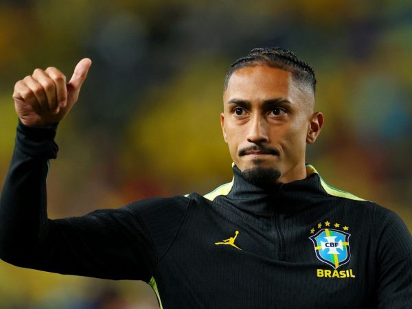 2026-06-20t023815z_638209379_up1em6k07bqpi_rtrmadp_3_soccer-worldcup-bra-hti Soccer Football - FIFA World Cup 2026 - Group C - Brazil v Haiti - Philadelphia Stadium, Philadelphia, Pennsylvania, U.S. - June 19, 2026 Brazil's Raphinha acknowledges fans after the match REUTERS/Mike Segar