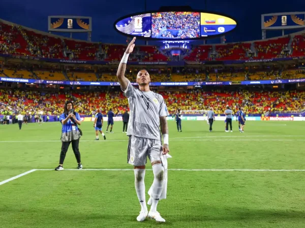 Soccer Football - FIFA World Cup 2026 - Group E - Ecuador v Curacao - Kansas City Stadium, Kansas City, Missouri, U.S. - June 20, 2026
Curacao's Eloy Room celebrates after the match REUTERS/Hannah Mckay     TPX IMAGES OF THE DAY