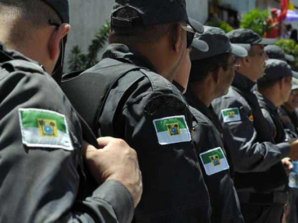 Pelo termo, substituição dos policiais militares por agentes penitenciários na guarda externa das unidades prisionais potiguares deve ser concluída até o dia 31 de dezembro de 2022 — Foto: Reprodução.