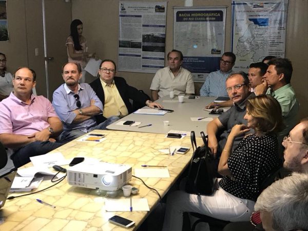 Reunião na Secretaria do Meio Ambiente e dos Recursos Hídricos (SEMARH) - Foto: Divulgação