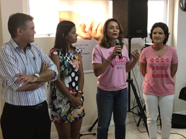 Empresária Lauanna Formiga, que venceu o câncer de mama também participou do evento (Foto: Divulgação)