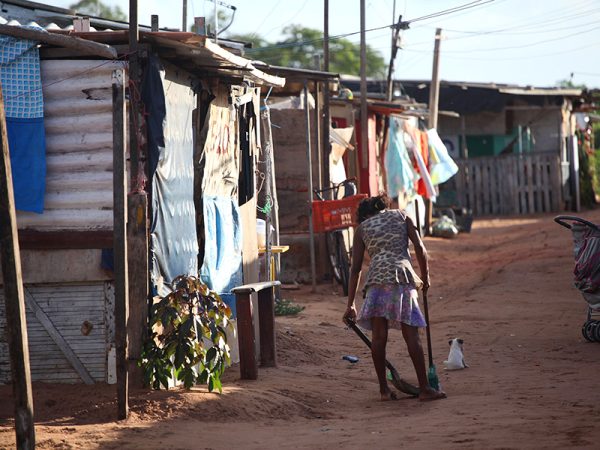 Região Nordeste apresentou o menor rendimento médio mensal domiciliar do País. — Foto: Alex Régis