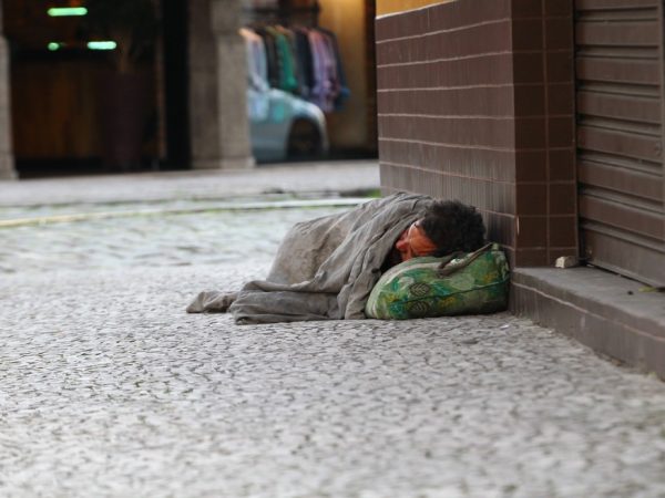 MPF acompanha ações de apoio à população em situação de rua no RN — Foto: Matheus Tagé/ Arquivo/ Jornal A Tribuna