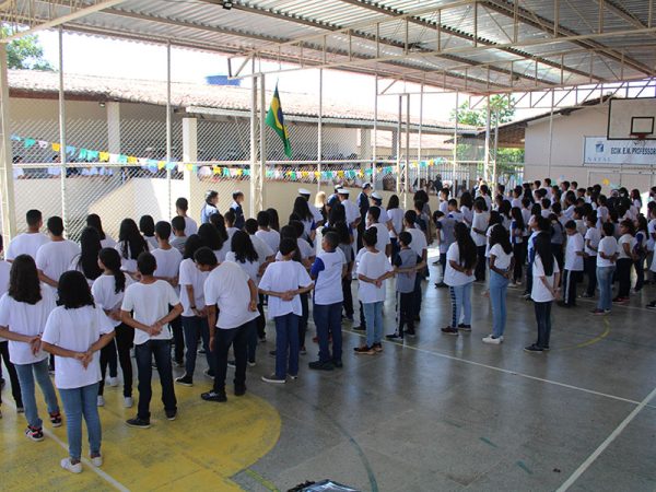 Brasil tinha aproximadamente 202 escolas cívico-militares, que terão modelos modificados gradualmente. — Foto: Reprodução/Prefeitura do Natal
