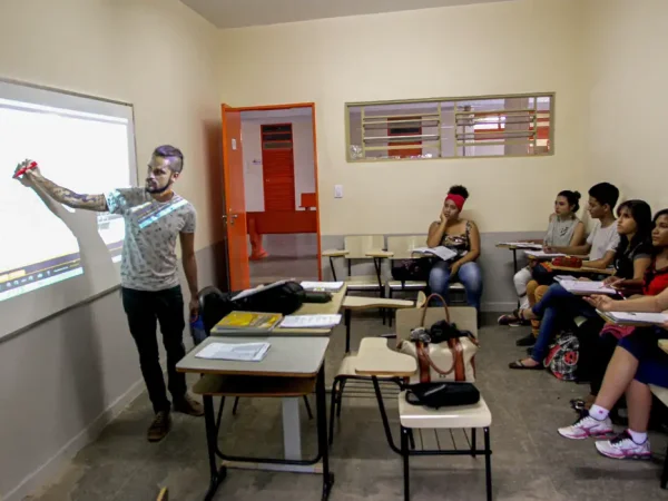 Brasília (DF) 28/11/2023 – Estudantes do ensino médio terão poupança para permanecer na escola
Foto: Joel Rodrigues/Agência Brasília