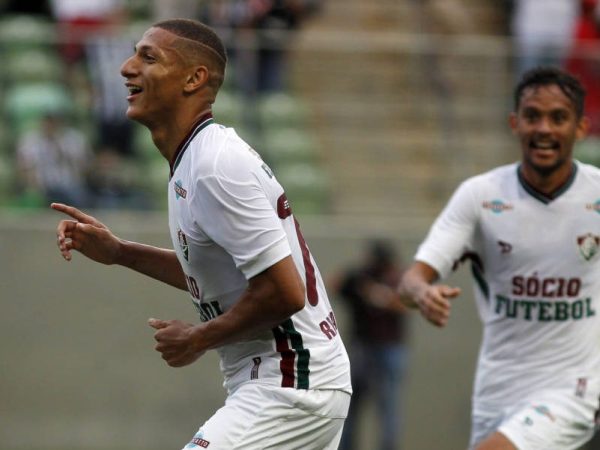 Richarlison foi o autor do segundo gol do Fluminense (Foto: NELSON PEREZ/FLUMINENSE F.C.)
