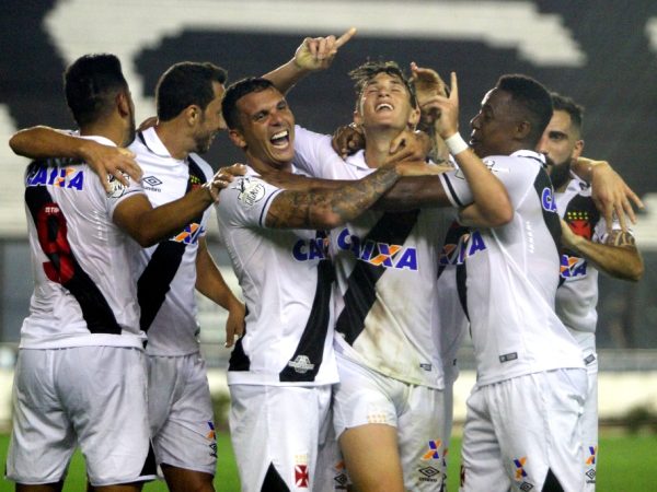 Com gol de Mateus Vital, Vasco subiu para a sexta colocação do Campeonato Brasileiro (Foto: Paulo Fernandes/Vasco.com.br)