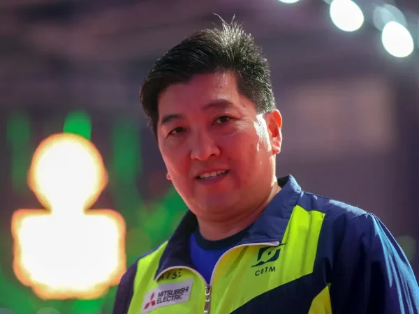 Hugo Hoyama (técnico da seleção feminina) durante partida entre Lin Gui (Brasil) e Hitomi Sato (Japão) no Mundial de Tênis de Mesa 2019, em Budapeste, na Hungria. Local: Hungexpo, Budapeste. Data: 23.04.2019. Foto: Abelardo Mendes Jr/ rededoesporte.gov.br