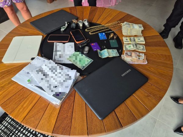 Empresário foi preso com R$ 90 mil e mais dólares e euros em casa — Foto: Divulgação/MPRN