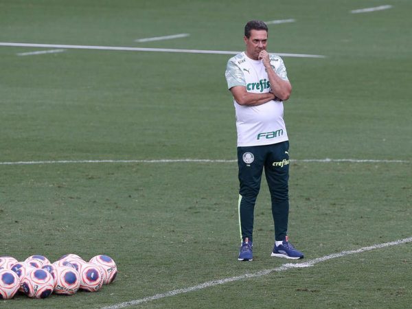 Técnico não resiste à pressão após tropeço em casa diante do Coritiba — Foto: Cesar Greco/Palmeiras/Direitos Reservados