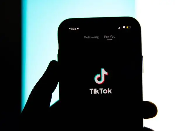 Câmara dos EUA aprova projeto de lei para forçar ByteDance a vender TikTok ou sofrer proibição. Foto: Solen Feyissa/Flickr