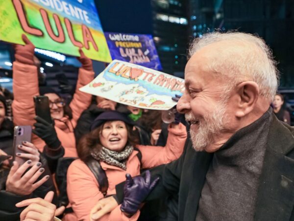 03.12.2023 - Presidente da República, Luiz Inácio Lula da Silva, durante chegada a Berlim.
Aeroporto Berlim Brandemburgo – Berlim, Alemanha
Foto: Ricardo Stuckert/PR