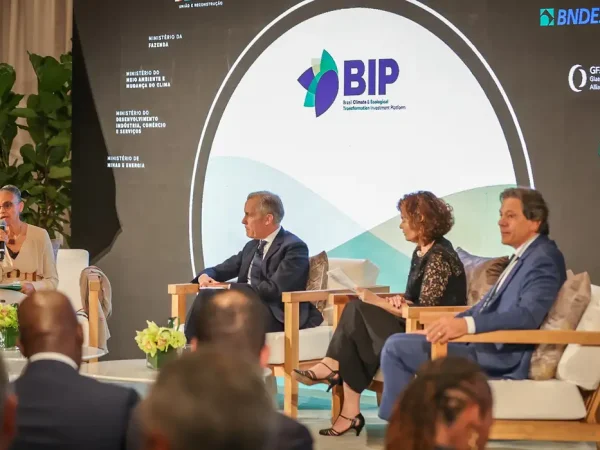 Washington (EUA), 22/10/2024 - Ministro da Fazenda Fernando Haddad e a ministra do Meio Ambiente Marina Silva participam do lançamento da Plataforma Brasil de Investimentos Climáticos e para a Transformação Ecológica (BIP). Foto: Diogo Zacarias/MF