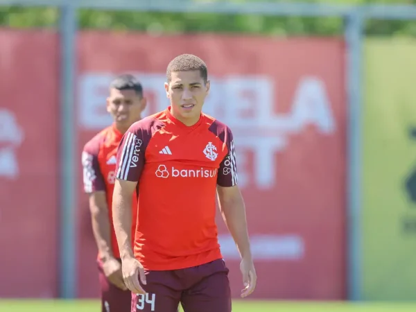 internacional, Gabriel Carvalho