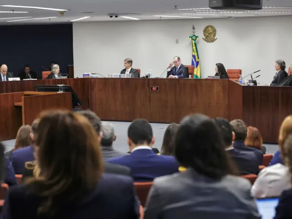 Brasília (DF) 25/03/2025 - O Supremo Tribunal Federal (STF) começa a julgar, o ex-presidente Jair Bolsonaro e mais sete denunciados pela trama golpista vão se tornar réus na ação.
O caso será julgado pela Primeira Turma da Corte, colegiado formado por cinco dos 11 ministros que compõem o tribunal. 
Foto:  Fellipe Sampaio /STF