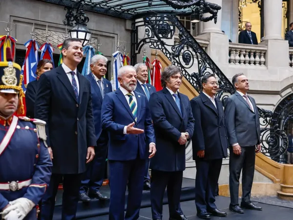 Presidente da República, Luiz Inácio Lula da Silva, durante foto oficial da 66ª Cúpula de Presidentes dos Estados Partes do Mercosul e dos Estados Associados. Palácio San Martín, Buenos Aires, Argentina.  Foto: Ricardo Stuckert