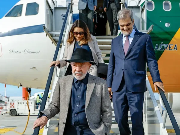 Roma, 12/10/2025 - Presidente da República, Luiz Inácio Lula da Silva, durante chegada a Roma. Aeroporto Internacional de Roma. Foto: Ricardo Stuckert/PR