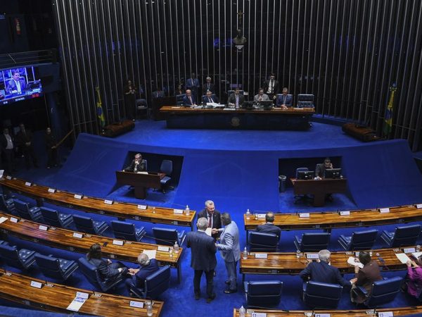 Brasília (DF), 22/10/2025 - Senadores participam de sessão do Senado Federal. Foto: Jonas Pereira/Agência Senado