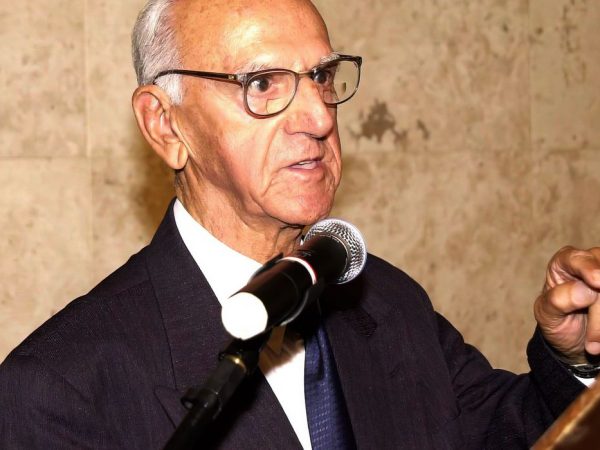 Clodesmidt Riani, ex-líder sindical e ex-deputado por Minas Gerais, morre aos 103 anos. Foto: Alair Vieira/ALMG