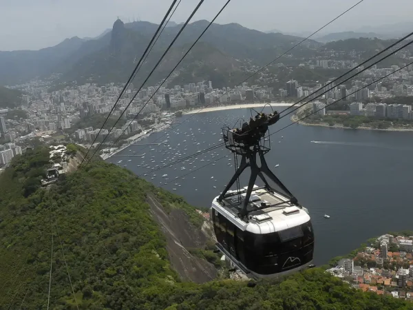 Em meio a críticas sobre a qualidade da água, Baía de Guanabara sediará o primeiro evento-teste para as Olimpíadas de 2016(Arquivo Agência Brasil)