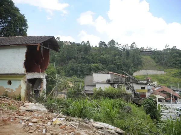 Tragédia em Nova Friburgo completa 10 anos