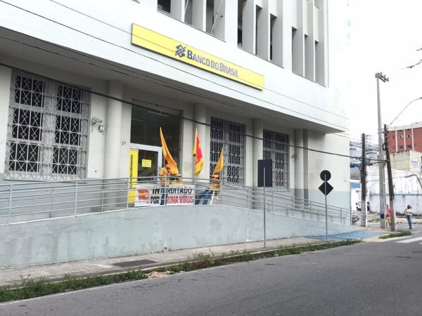 Agência do Banco do Brasil na Ribeira, em Natal, localizada na Av. Duque de Caxias. — Foto: Ayrton Freire/Inter TV Cabugi
