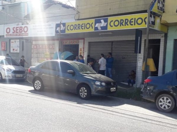 Agência dos Correios na Rua Princesa Isabel, no centro de Natal, foi assaltada nesta terça-feira (9). — Foto: Klênyo Galvão/Inter TV Cabugi
