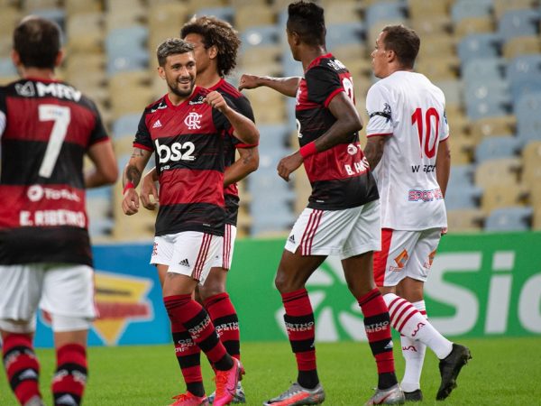 Com a vitória, o time de Jorge Jesus, que já está classificado às semifinais da Taça Rio — Foto: Alexandre Vidal / Flamengo