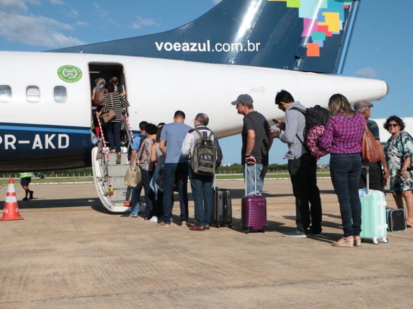 Passagens de avião ficaram mais baratas, após apelo do Governo do Estado — Foto: Rayane Mainara/Divulgação
