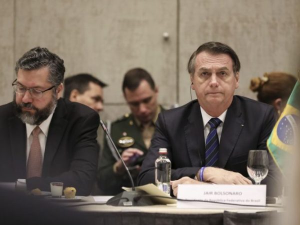 Bolsonaro diz que previdência é assunto de Estado, e não de governo — Foto: Marcos Corrêa/PR