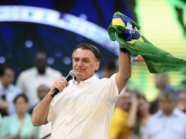 Bolsonaro afirmou que se for reeleito vai atuar para garantir a liberdade de imprensa. — Foto: DHAVID NORMANDO/FUTURA PRESS/ESTADÃO CONTEÚDO