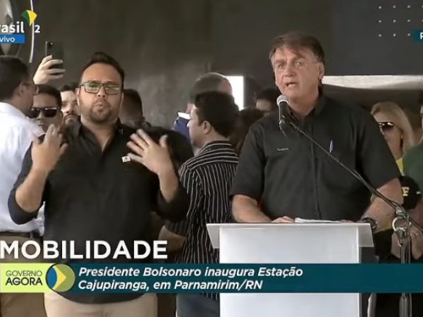 Bolsonaro fez uma crítica à governadora Fátima Bezerra (PT) e outros executivos estaduais. — Foto: Reprodução