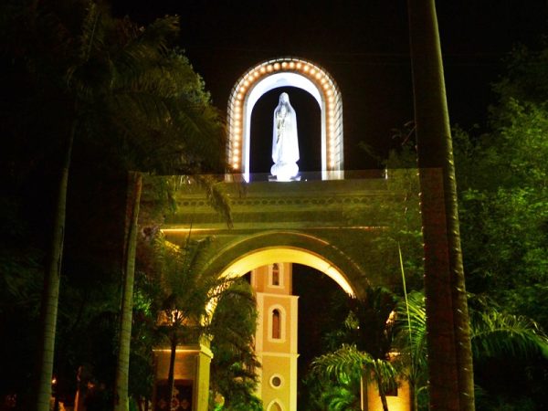 Arco do Triunfo na Catedral Sant’Ana em Caicó (Foto: Luciano Lellys/Divulgação)