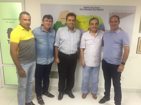 Thiago Meira (PSDB) decidiu nesta quinta (2) apoiar a pré-candidatura de Carlos Eduardo (PDT) (Foto: Divulgação)