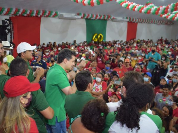 Walter prestou contas do mandato e reforçou a parceria com a população de Guamaré. — Foto: Divulgação