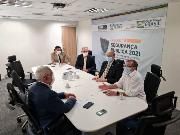 A reunião entre o CREMERN e o secretário de Segurança Pública, aconteceu no Centro Administrativo. — Foto: Divulgação
