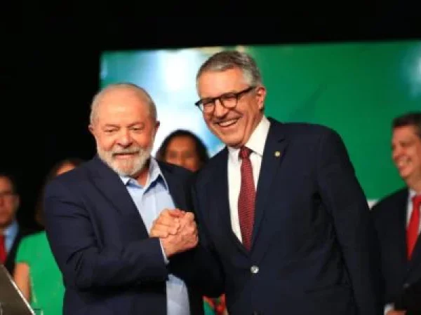 Nos últimos dias, o presidente Luiz Inácio Lula da Silva (PT) tem feito duras críticas ao Banco Central e à taxa básica de juros, a Selic, que está em 13,75%. — Foto: Rafaela Felicciano