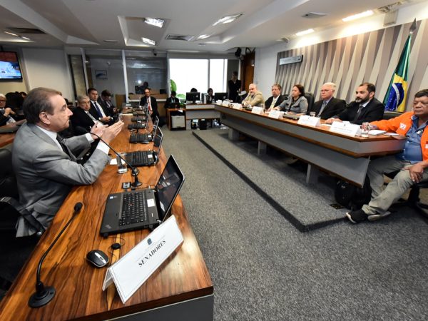 Senadores e deputados potiguares temem a perda da autonomia da refinaria - (Mariana Di Pietro)