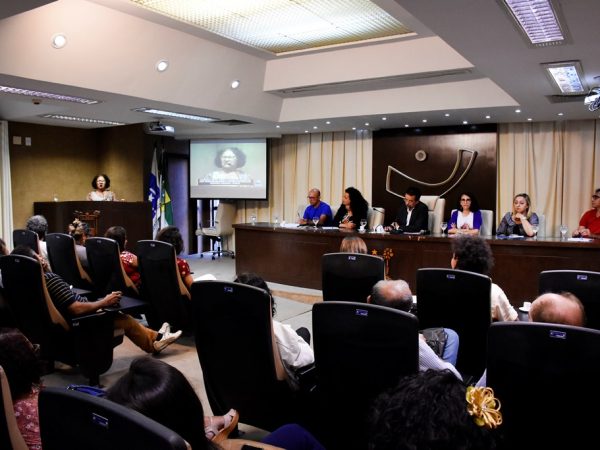Debate foi proposto pelo deputado Mineiro Lula em parceria com o CEEPS/RN (Foto: Ney Douglas)