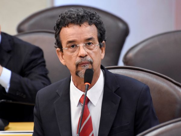 Deputado estadual Fernando Mineiro (Foto: Eduardo Maia)