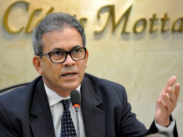 Líder do PMDB na ALRN, deputado estadual Hermano Morais