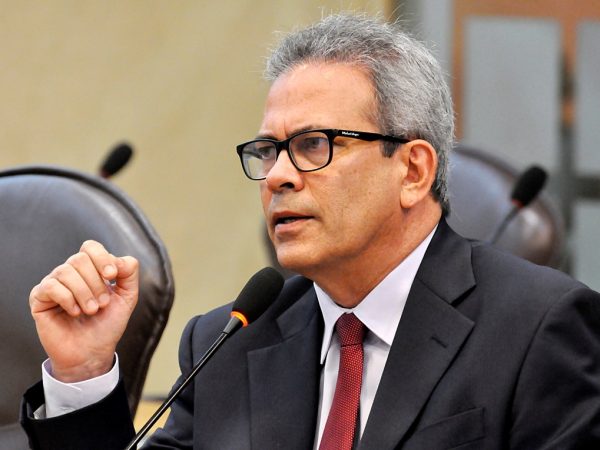 Deputado estadual Hermano Morais (PMDB) -  Foto: Eduardo Maia