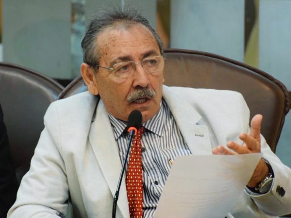Deputado estadual José Adécio (DEM) - Foto: João Gilberto