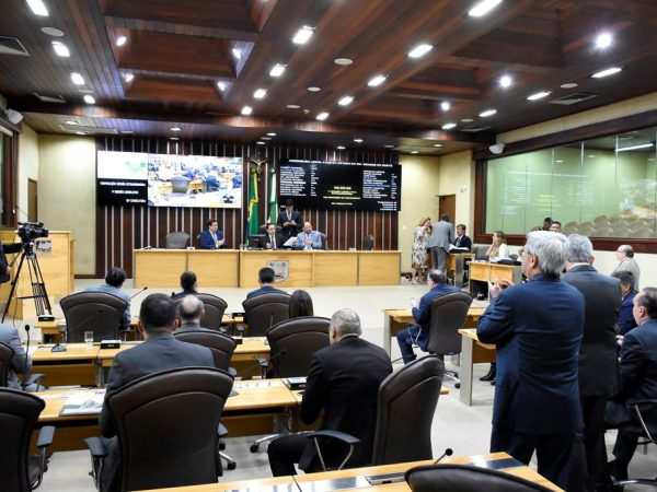Ezequiel Ferreira agradeceu o empenho dos colegas diante da convocação do governo estadual — Foto: João Gilberto