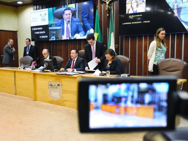 Sessão extraordinária da Assembleia Legislativa do Rio Grande do Norte (Foto: Eduardo Maia)
