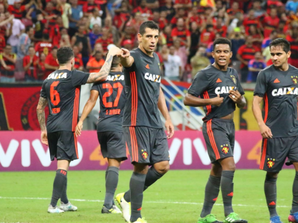 Diego Souza mostrou sua importância para o Sport (Foto: SCR)