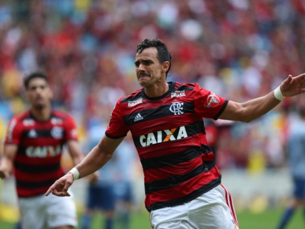 Henrique Dourado fez o gol da vitória Rubro-Negra (Foto: Gilvan de Souza/CRF)
