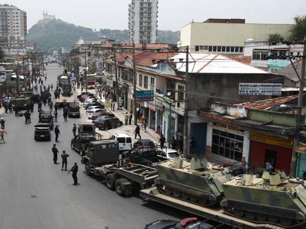Segundo Temer, o objetivo dos militares é dar apoio aos policiais (Foto: Tasso Marcelo/AE)